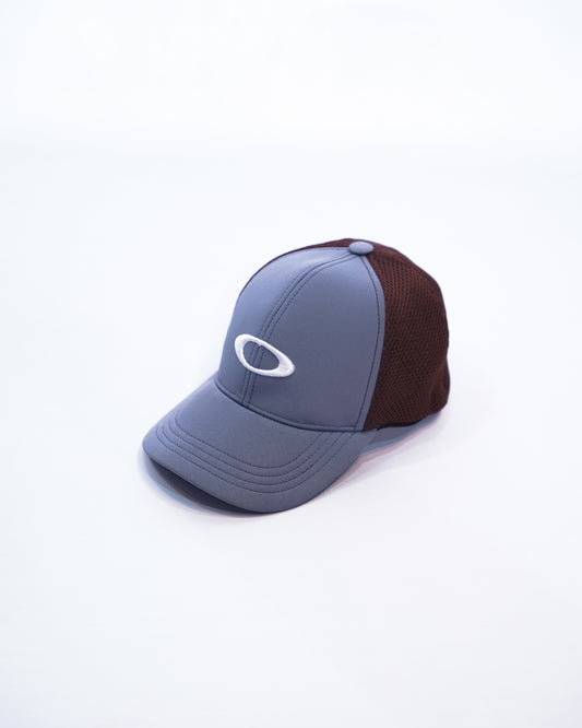 UltraFlex Athletic Fitted Cap Grey Brown