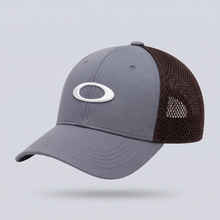 UltraFlex Athletic Fitted Cap Grey Brown